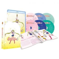 VIZ Sailor Moon S Part 1 Limited Edition Blu-ray/DVD 6 VIZ Sailor Moon S Part 1 Limited Edition Blu-ray/DVD -Outlet Blu-ray Store 782009243809 anime sailor moon s 1 limited edition altA